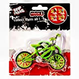 Grip And Tricks - Mini BMX Freestyle Verde con 2 Ruote Extra per Bicicletta Giocattolo e 1 Attrezzo Speciale per ...