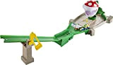 Hot Wheels Mario Kart Pista Piranha con Personaggio Yoshi in Macchinina, Giocattolo per Bambini 5+ Anni, Multicolore, GFY47