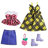 Mattel Rock N Rose | 2 Moda Set | Barbie GRC83 | Vestiti per Le Bambole