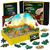 National Geographic Ultimate Dino Sand - 900 g con stampi a tema e figure per gioco sensoriale multicolore, WT0170