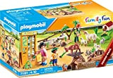 Playmobil Family Fun 71191 Lo Zoo dei Piccoli, con Animali Giocattolo, Giocattolo per Bambini dai 4 Anni in su
