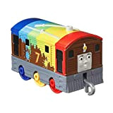 Thomas & Friends- Locomotiva di Metallo, Personaggio Toby Arcobaleno, Giocattolo per Bambini 3+ Anni, GYV65