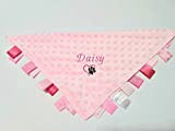 Trapunta per animali domestici personalizzabile Taggie, coperta comfort per cuccioli, in pelliccia di gattino con etichette in raso (rosa)
