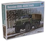 Trumpeter 01012 - Modellino carro Armato Russian Ural-4320 Truck